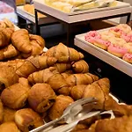 Ruhl Beach Hotel & Suites