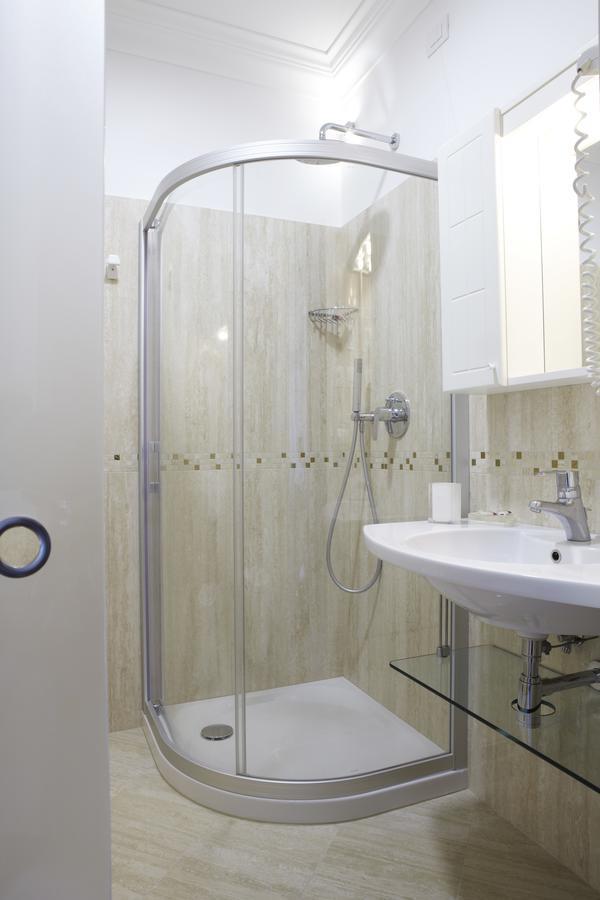 Ruhl Hotel&suites Hotel 3*