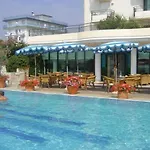 Ruhl & Hotel 3*