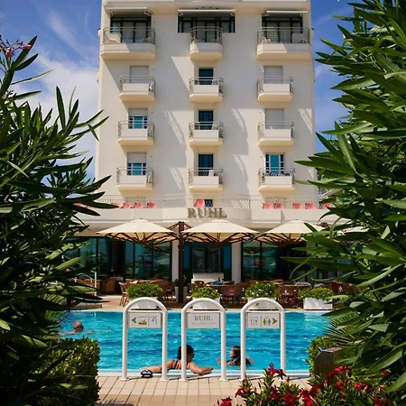 Ruhl Hotel&suites Hotel 3*