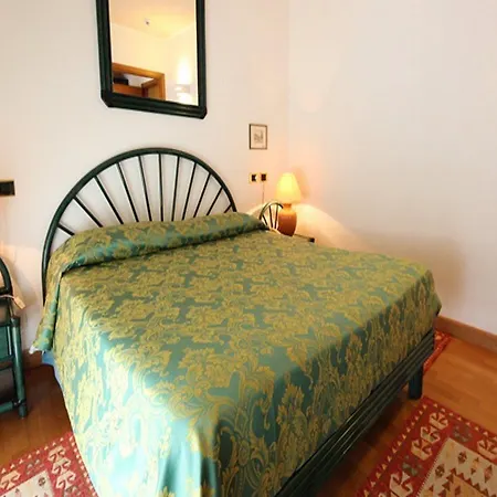 Ruhl Hotel&suites 3*