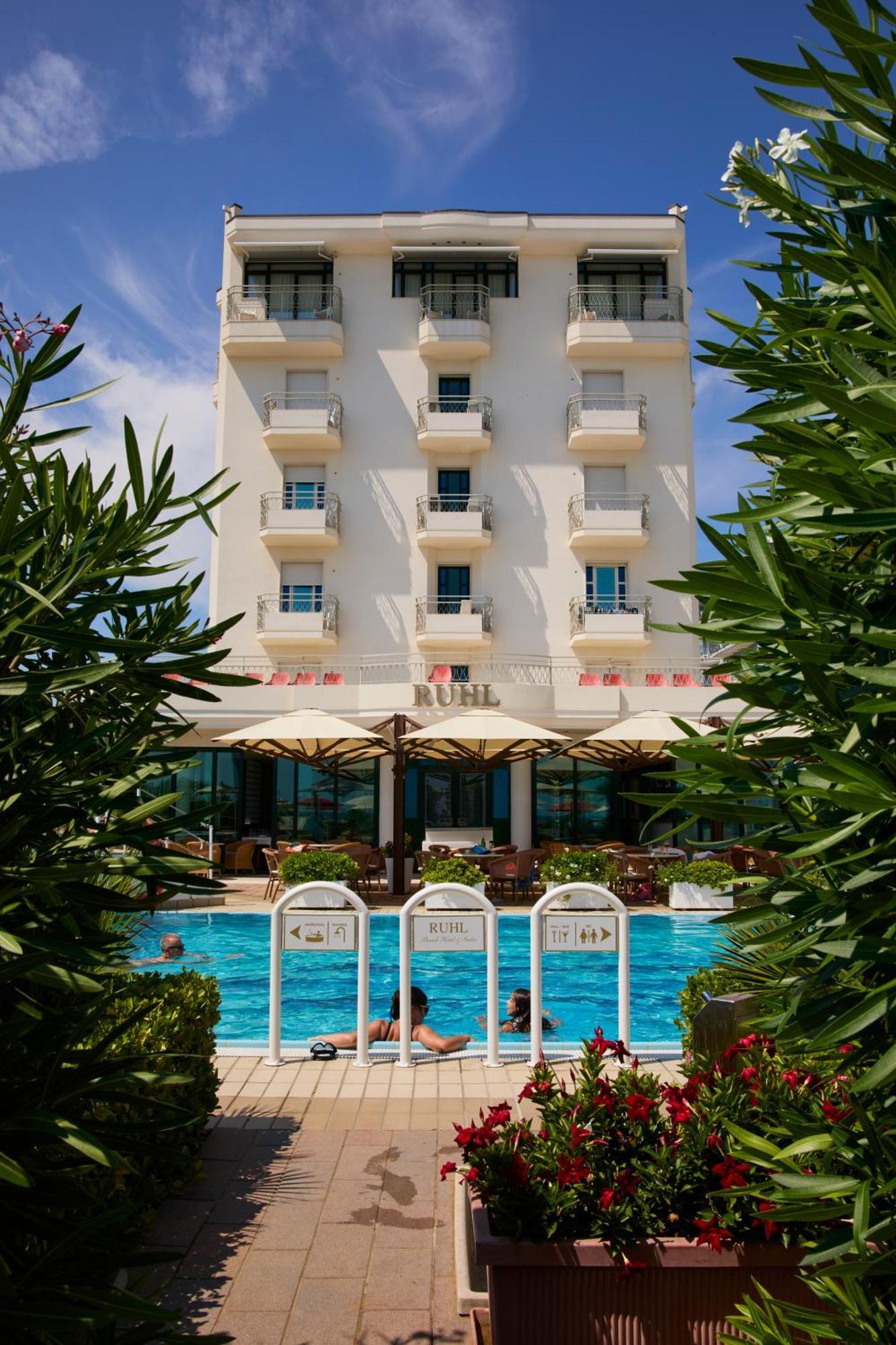 Ruhl Hotel&suites Hotel 3*