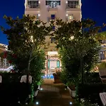 Ruhl Beach Hotel&Suites